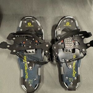 OUTBOUND Lightweight Aluminum Snowshoes
